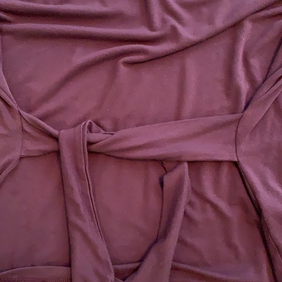 Burgundy T-shirt - Picture 3 of 3